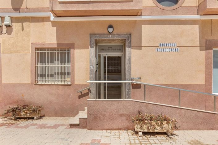 Image No.19-1 Bed Apartment for sale