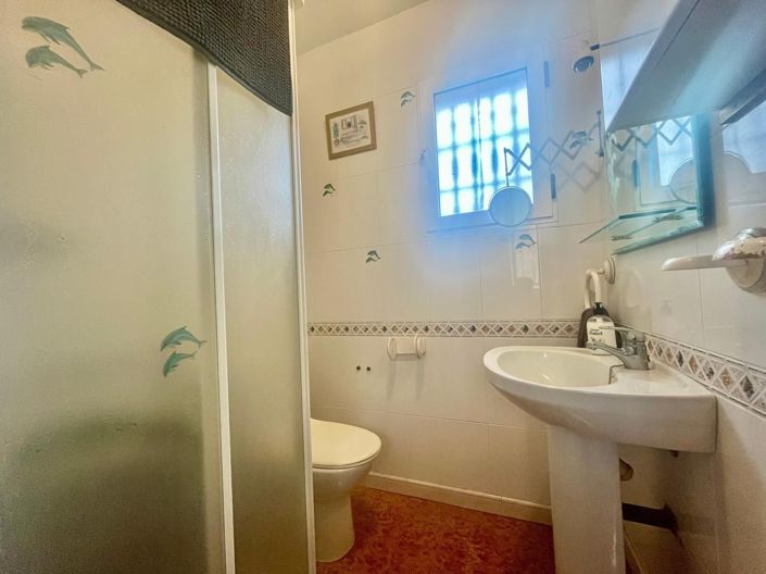 Image No.28-3 Bed Bungalow for sale