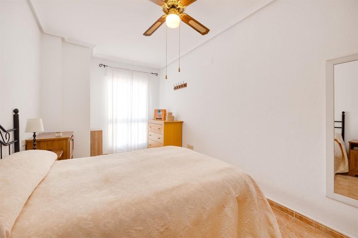 Image No.17-2 Bed Apartment for sale