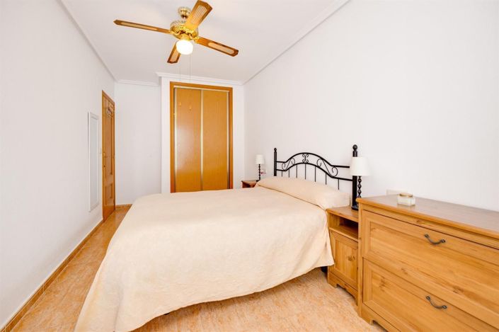 Image No.18-2 Bed Apartment for sale