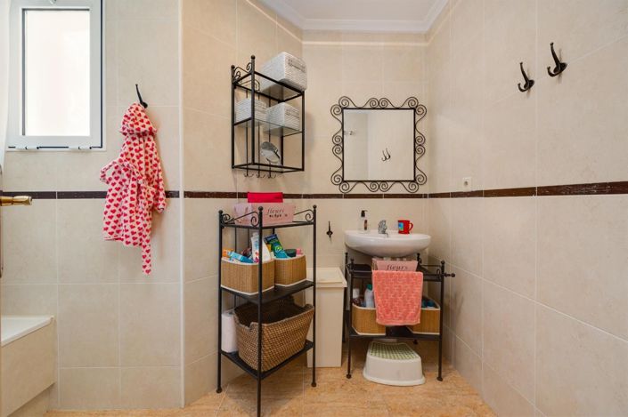 Image No.23-2 Bed Apartment for sale