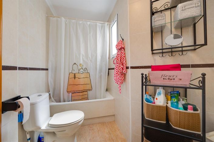 Image No.24-2 Bed Apartment for sale
