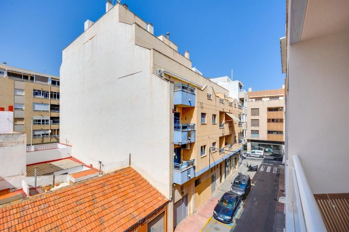 Image No.27-2 Bed Apartment for sale
