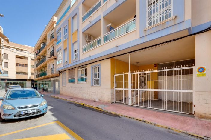 Image No.40-2 Bed Apartment for sale