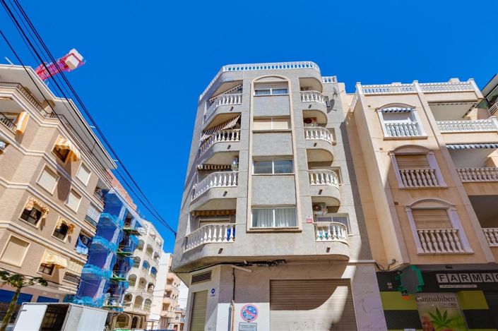 Image No.28-2 Bed Apartment for sale