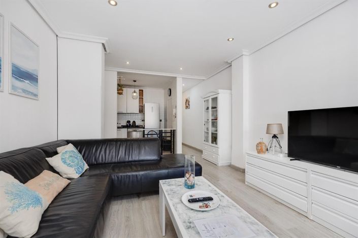 Image No.10-3 Bed Apartment for sale
