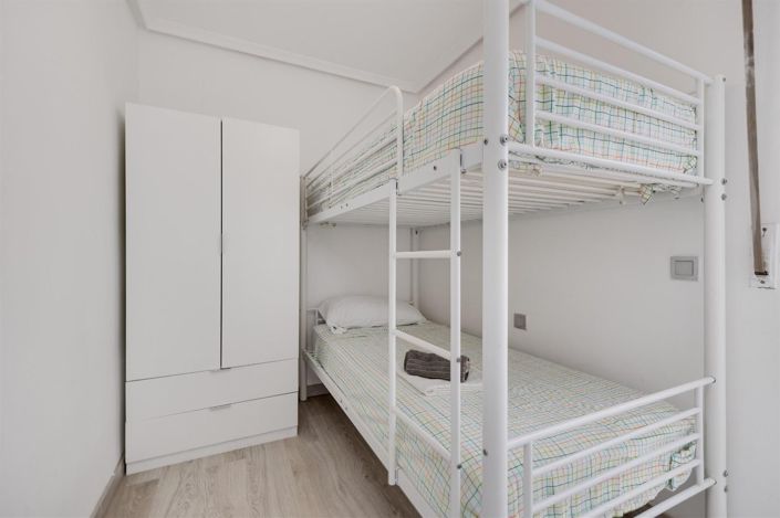 Image No.18-3 Bed Apartment for sale