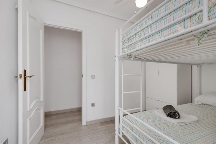 Image No.19-3 Bed Apartment for sale