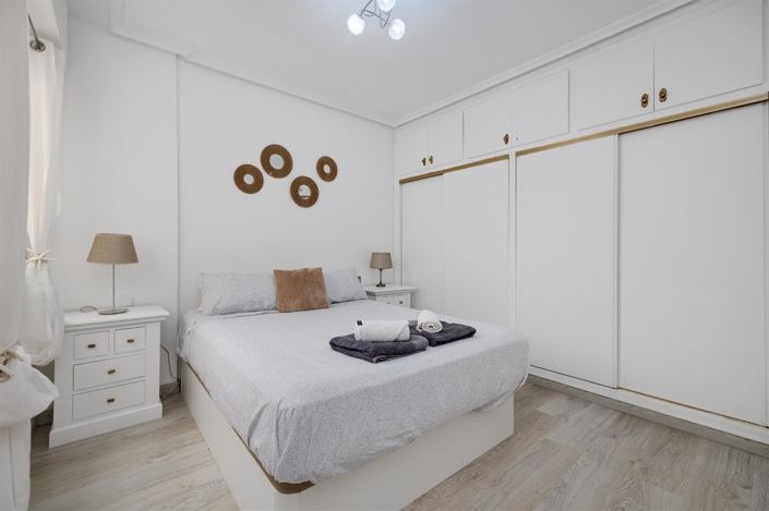 Image No.25-3 Bed Apartment for sale