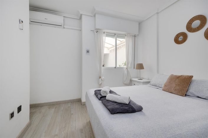 Image No.27-3 Bed Apartment for sale