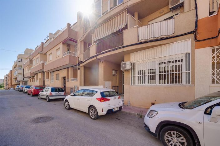 Image No.30-3 Bed Apartment for sale