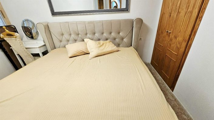 Image No.13-2 Bed Apartment for sale