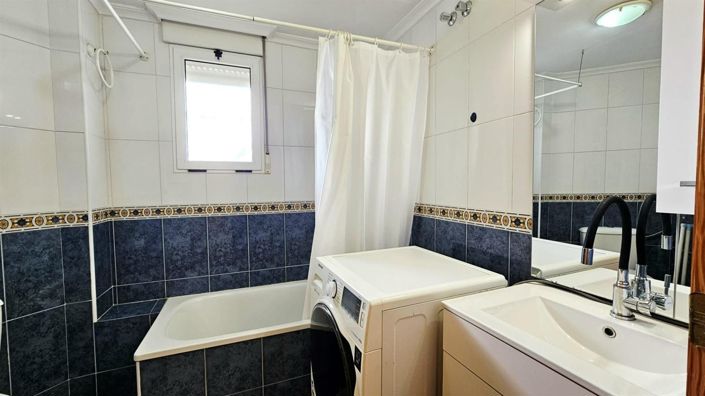 Image No.20-2 Bed Apartment for sale