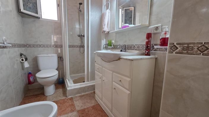 Image No.14-3 Bed Apartment for sale