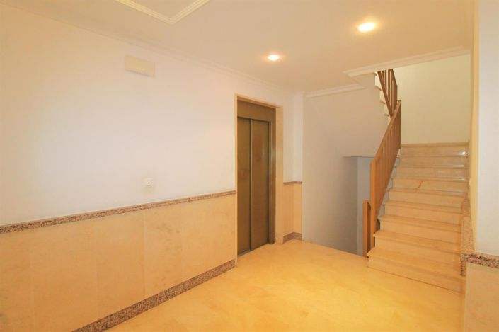 Image No.20-2 Bed Apartment for sale