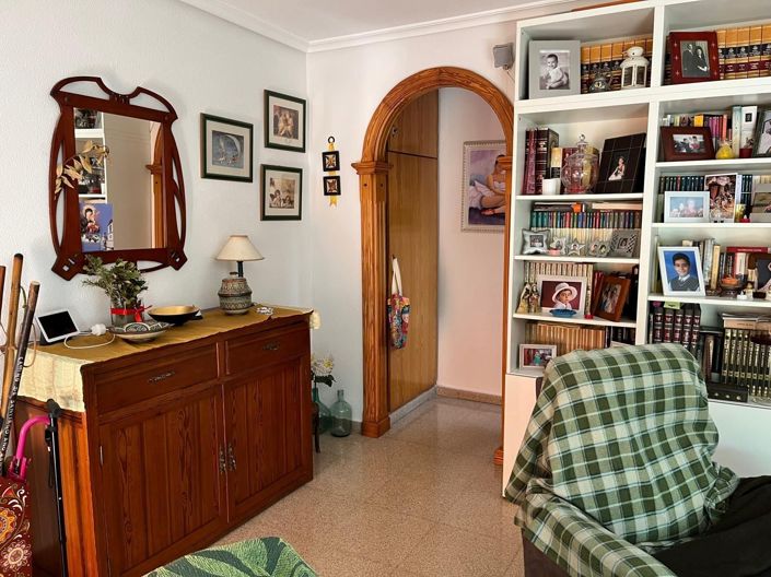 Image No.22-5 Bed House for sale