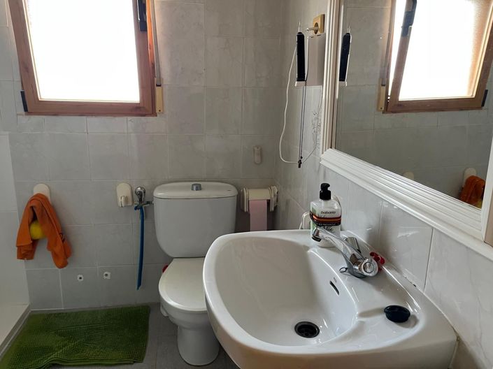 Image No.23-5 Bed House for sale