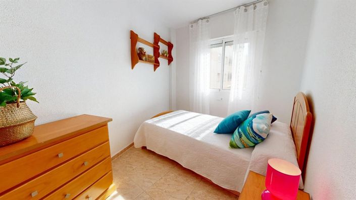 Image No.23-3 Bed Apartment for sale