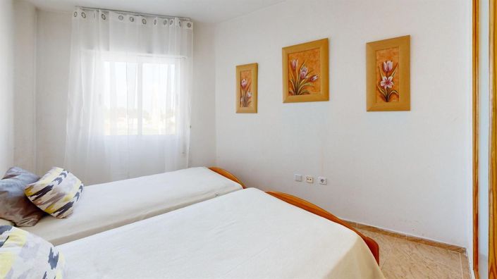 Image No.28-3 Bed Apartment for sale
