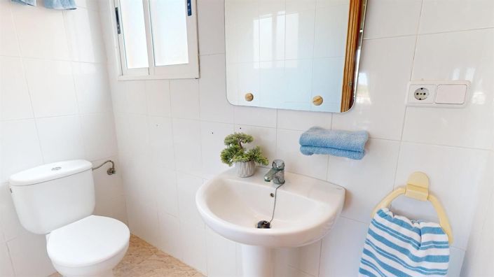 Image No.8-3 Bed Apartment for sale