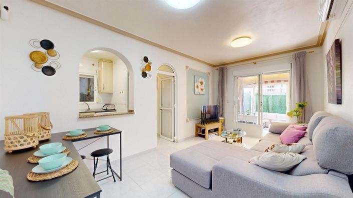 Image No.11-3 Bed House for sale
