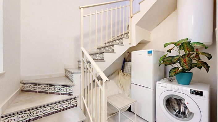 Image No.36-3 Bed House for sale