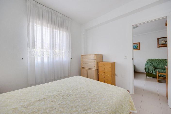 Image No.22-2 Bed Bungalow for sale