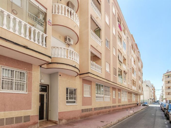 Image No.26-1 Bed Apartment for sale