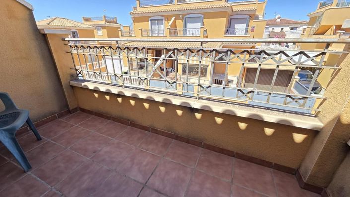 Image No.21-3 Bed House for sale
