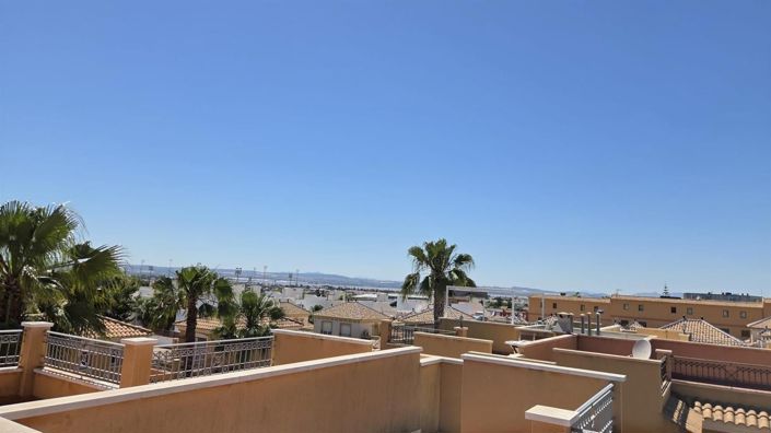 Image No.30-3 Bed House for sale