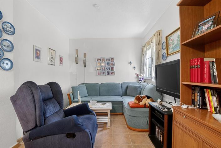 Image No.2-2 Bed House for sale