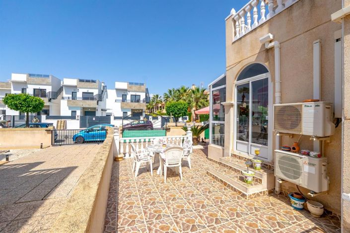 Image No.27-2 Bed House for sale