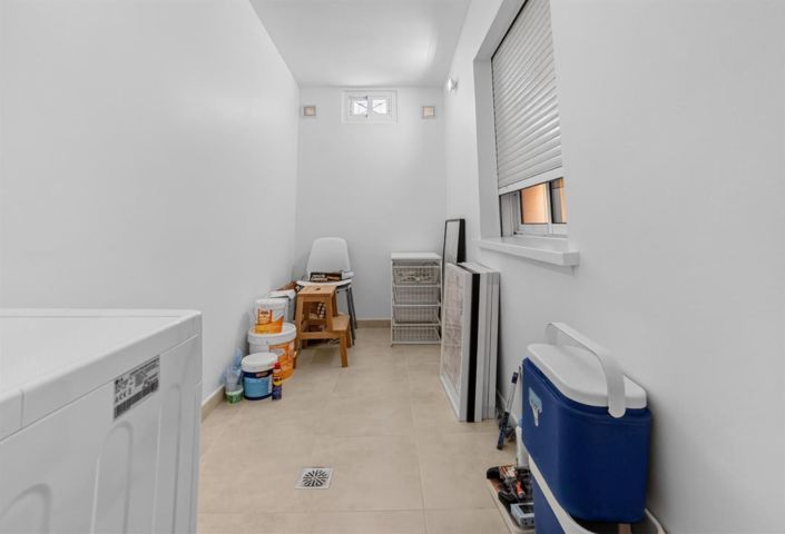 Image No.16-2 Bed Bungalow for sale