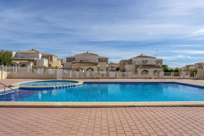 Image No.30-2 Bed Bungalow for sale