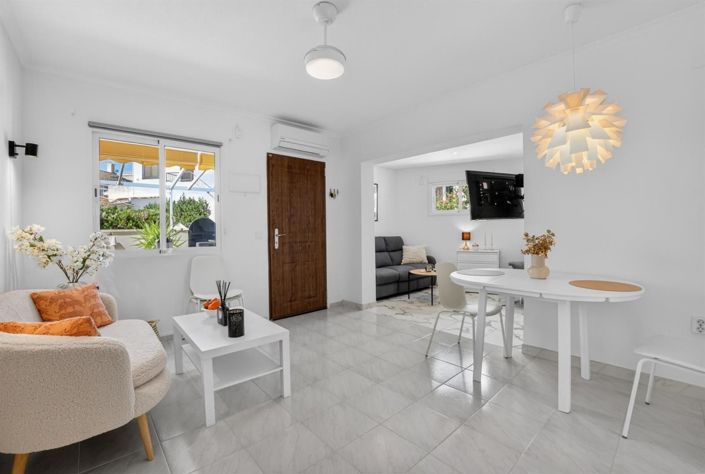 Image No.9-2 Bed Bungalow for sale