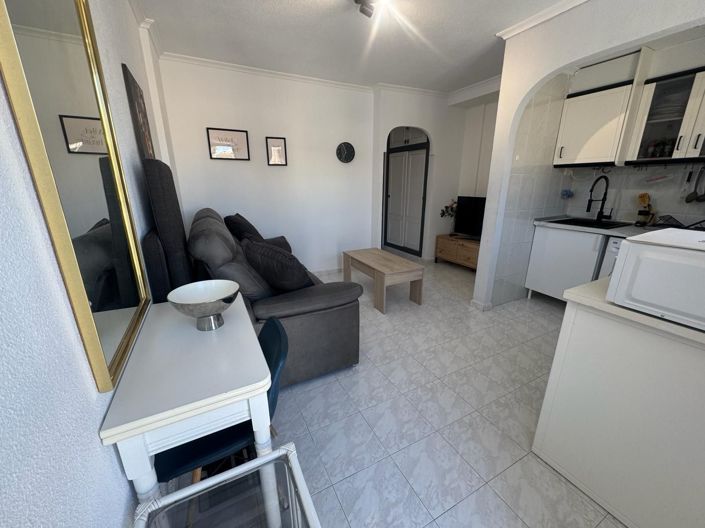 Image No.8-2 Bed Bungalow for sale