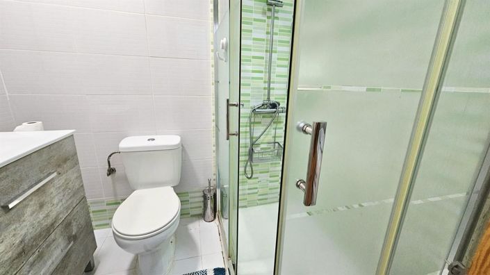Image No.16-1 Bed House for sale