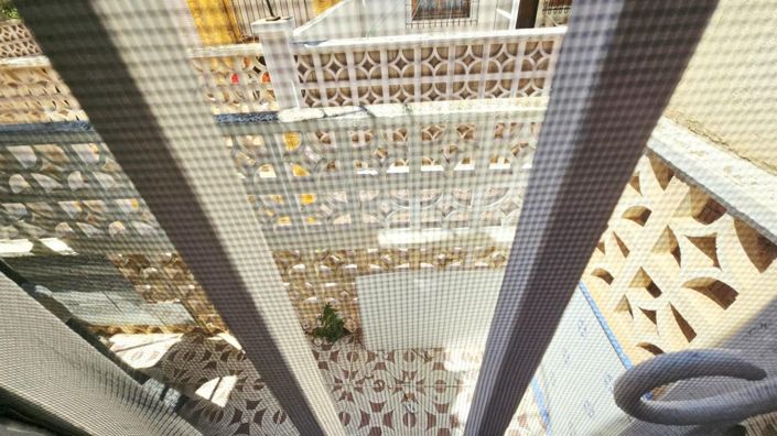 Image No.18-1 Bed House for sale