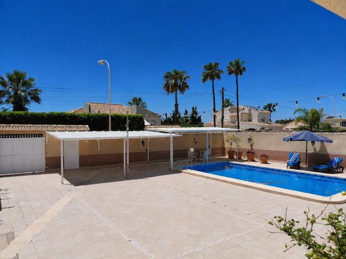Image No.34-Villa de 4 chambres à vendre à Torrevieja