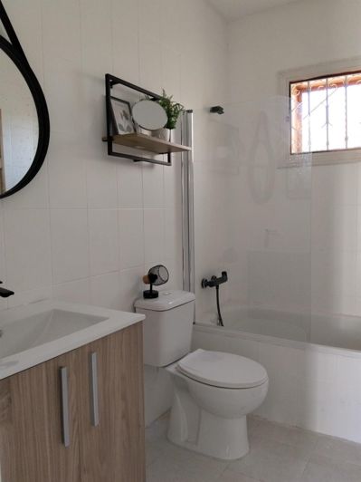 Image No.10-2 Bed Bungalow for sale