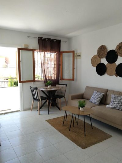 Image No.8-2 Bed Bungalow for sale