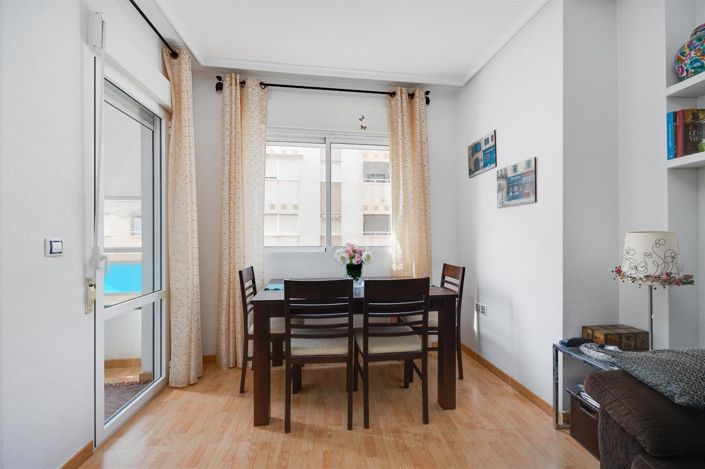 Image No.23-2 Bed Apartment for sale