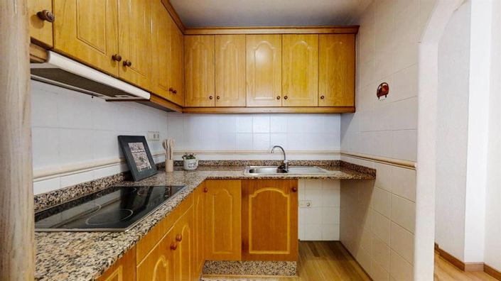 Image No.18-3 Bed Apartment for sale