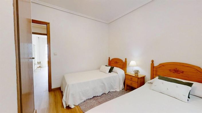 Image No.22-3 Bed Apartment for sale