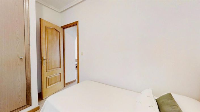 Image No.23-3 Bed Apartment for sale