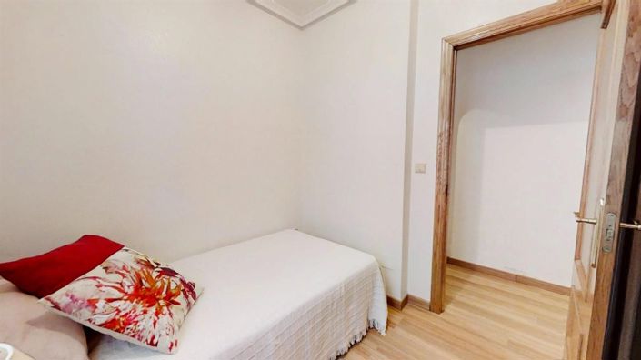 Image No.26-3 Bed Apartment for sale