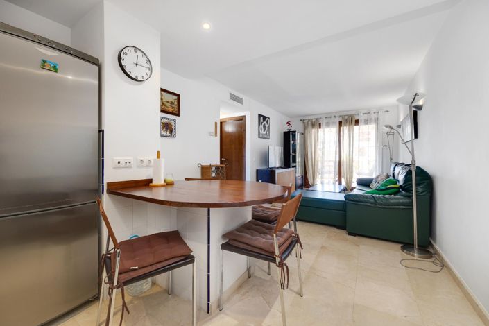 Image No.10-2 Bed Apartment for sale
