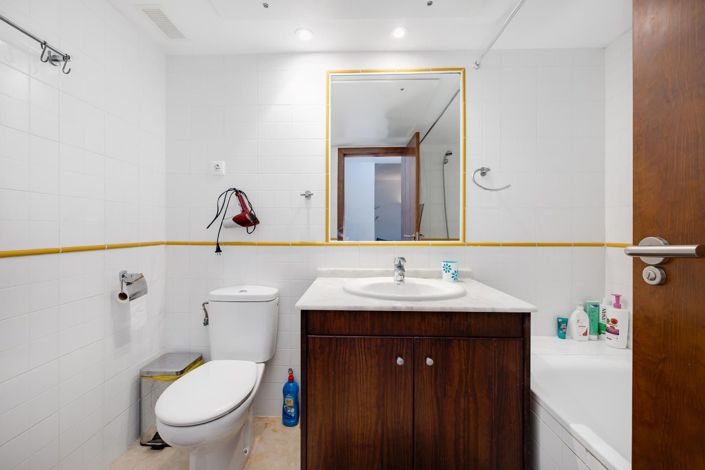 Image No.20-2 Bed Apartment for sale
