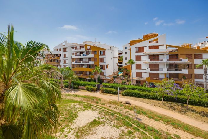 Image No.30-2 Bed Apartment for sale