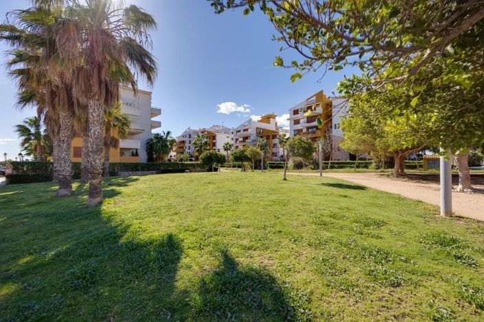 Image No.45-2 Bed Apartment for sale